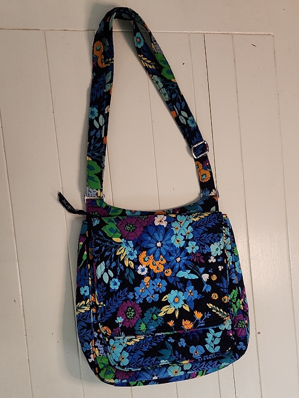 Vera Bradley Vintage Midnight Blues Quilted Cross Body Messenger Bag